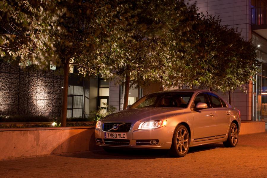 Volvo S80 2009 года  (фото 39 из 76)